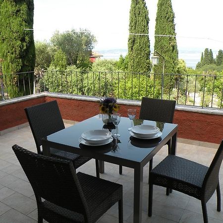 Villa Paradiso Apartment Sirmione Extérieur photo