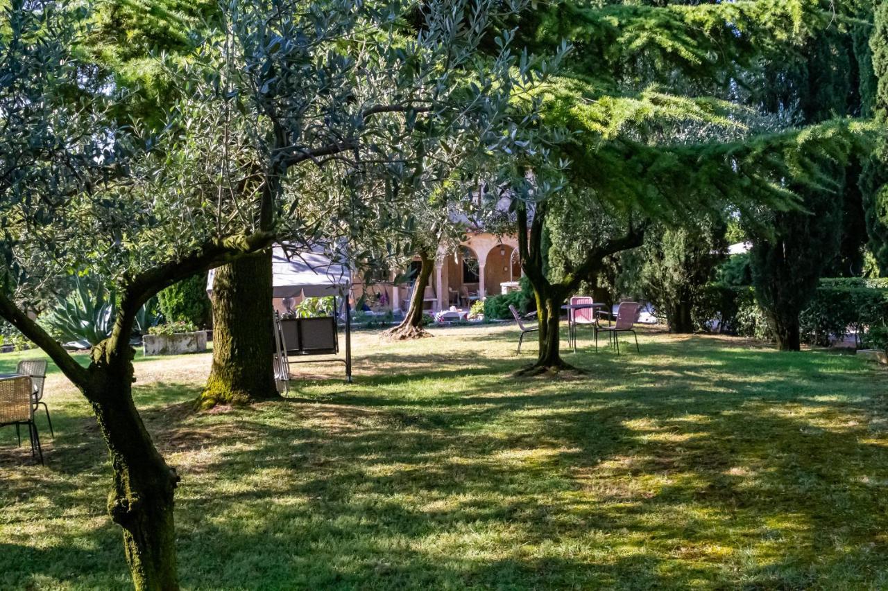 Villa Paradiso Apartment Sirmione Extérieur photo