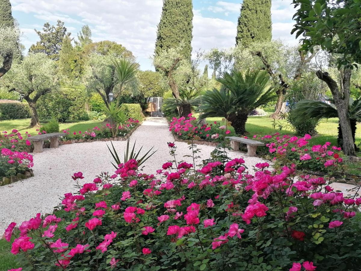 Villa Paradiso Apartment Sirmione Extérieur photo