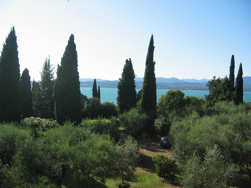 Villa Paradiso Apartment Sirmione Extérieur photo